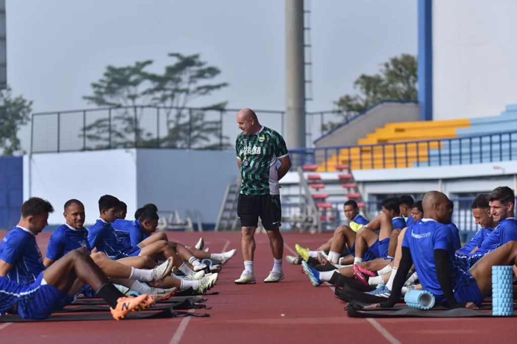 latihan persib