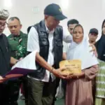 serahkan bantuan