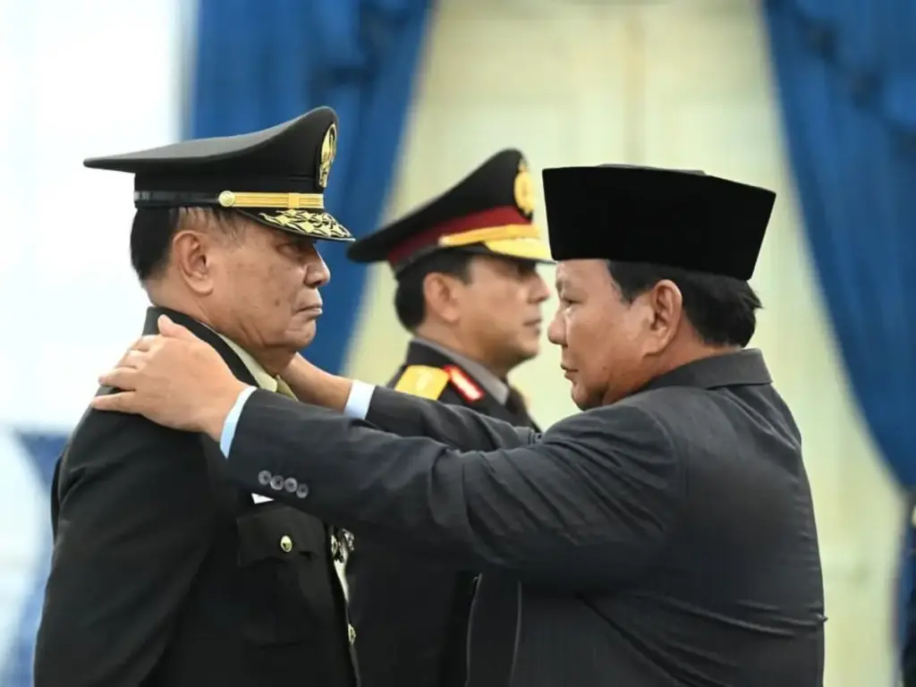Pangkat istimewa