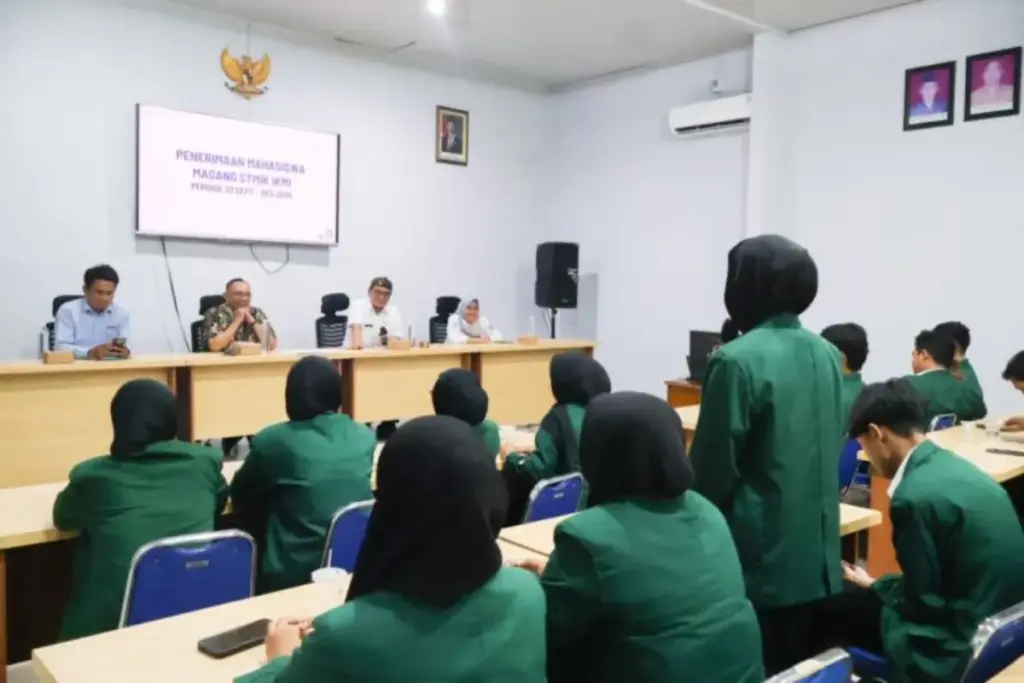Mahasiswa-Magang-IKMI-Cirebon-Dukung-Satu-Data