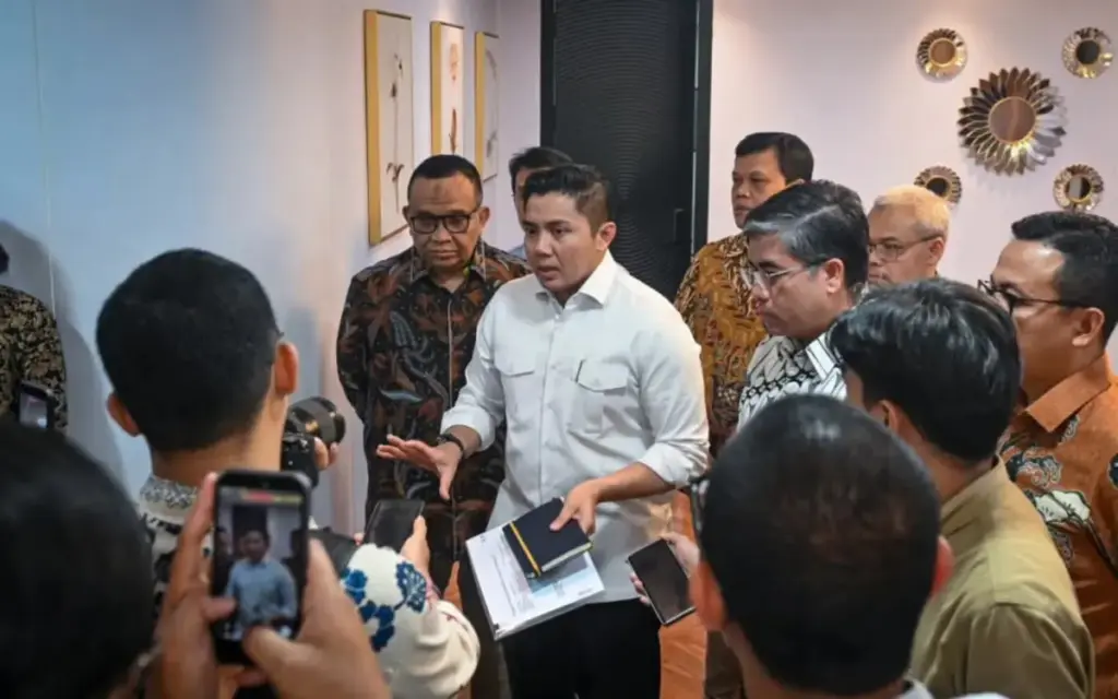 Seskab Teddy Pastikan Peserta Magang Nasional 2025 Digaji Setara UMP/UMK Progres