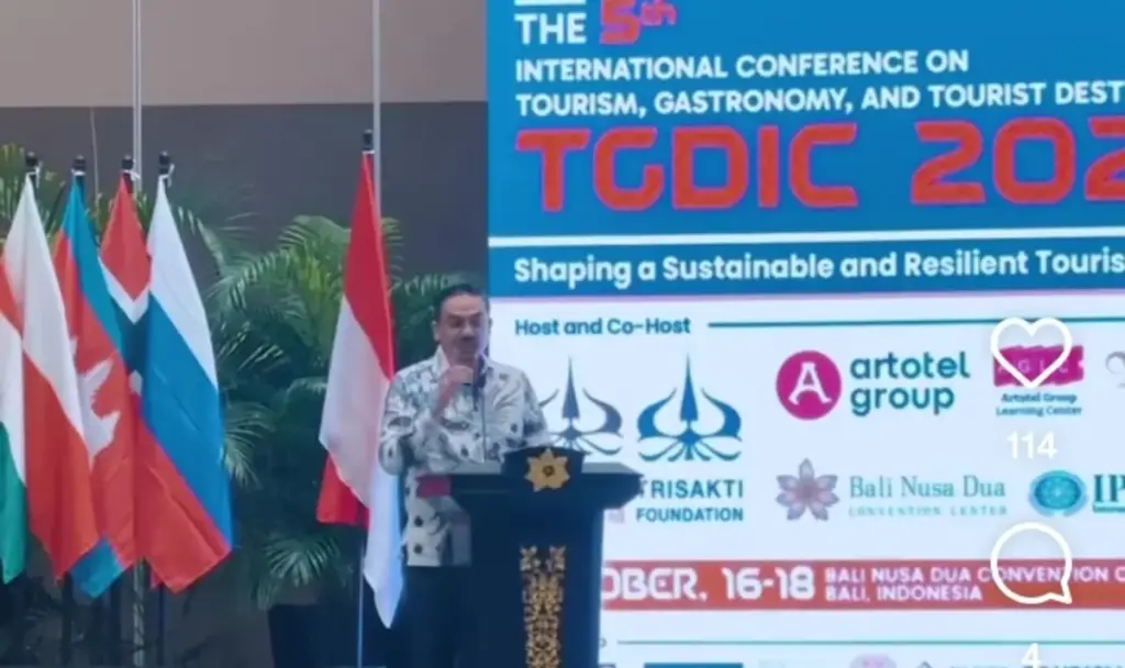 Kementerian UMKM Targetkan 6.156 Desa Wisata Jadi Sentra Gastronomi, Siapkan KUR Rp300 T Menteri-UMKM-Maman-Abdurrahman