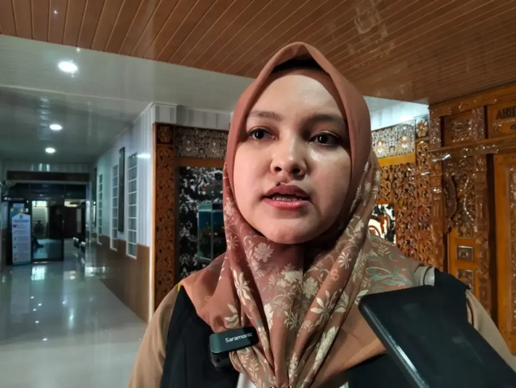 DPRD Kabupaten Cirebon Wajibkan Kurikulum Lokal: Sejarah Cirebon vs Literasi Digital, Mana Prioritas? Kurikulum lokal