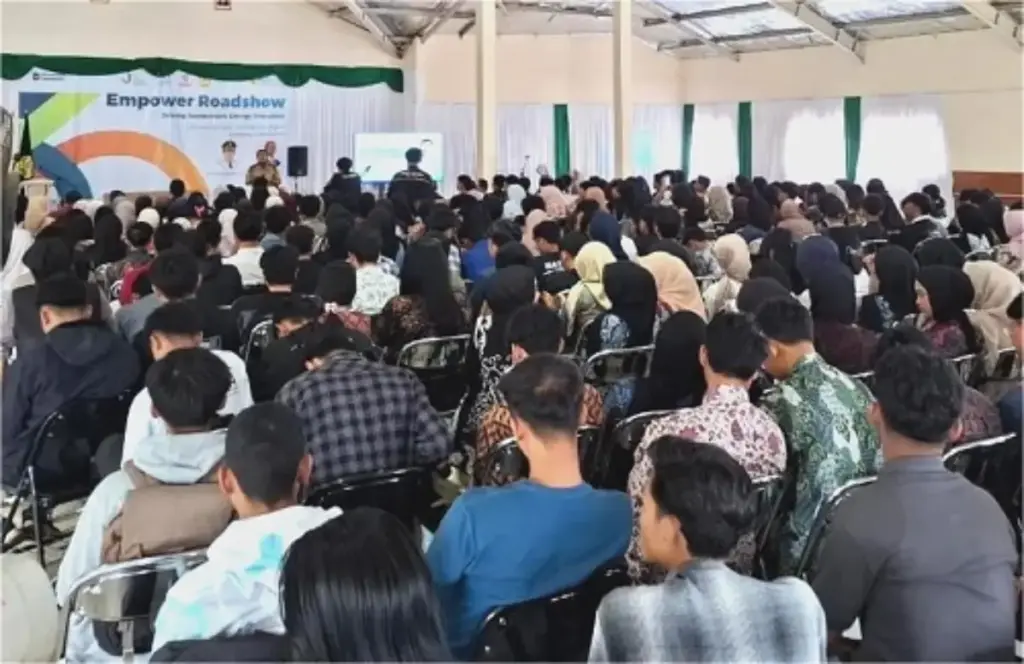 Bupati-Sumedang-Dony-Ahmad-Munir