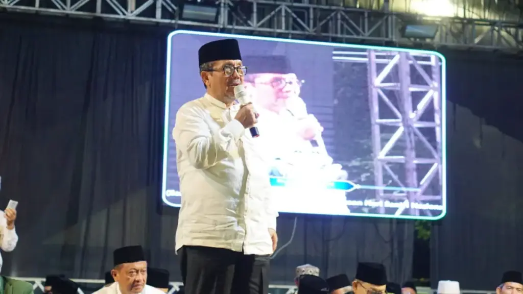 Bupati Imron: Visi Indonesia Emas 2045 Prabowo Mustahil Tercapai tanpa Peran Aktif Santri dan Ulama Bupati-Imron