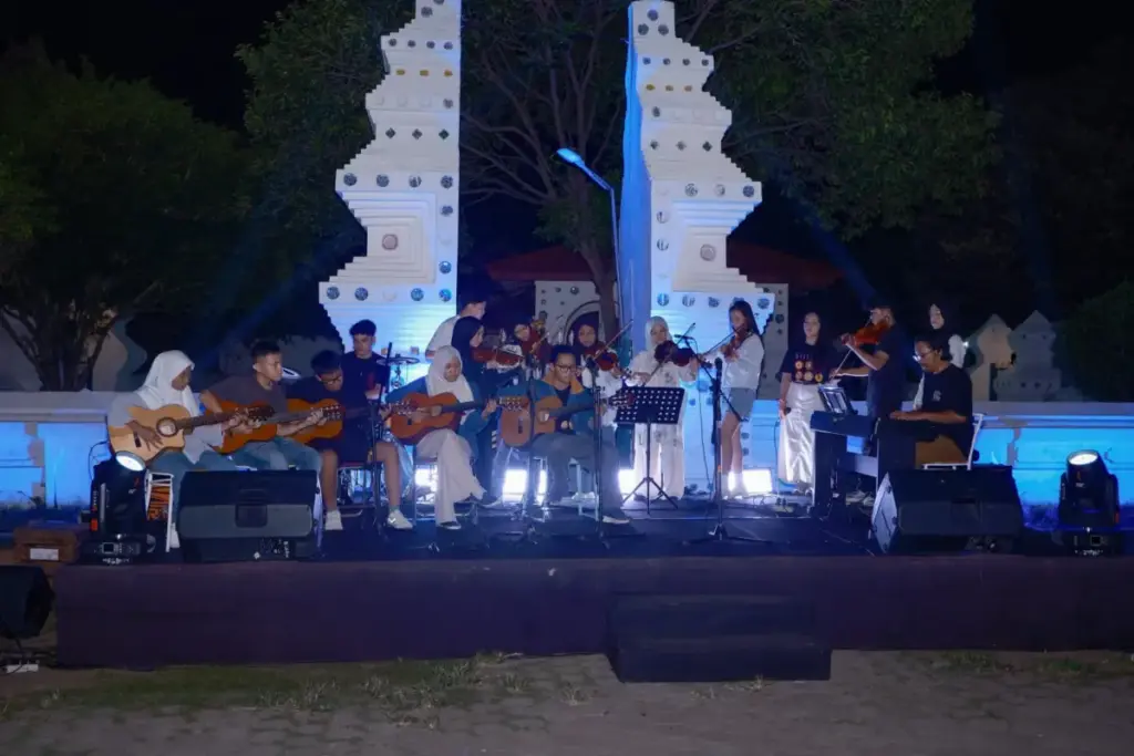 Kemah-Sastra-Cirebon-2025