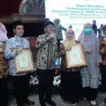 Jauh Lampaui Target: Indramayu Catat Angka Stunting 9,8%, Terendah di Jawa Barat dan Diganjar Penghargaan Penghargaan-Penanganan-Stunting-Indramayu