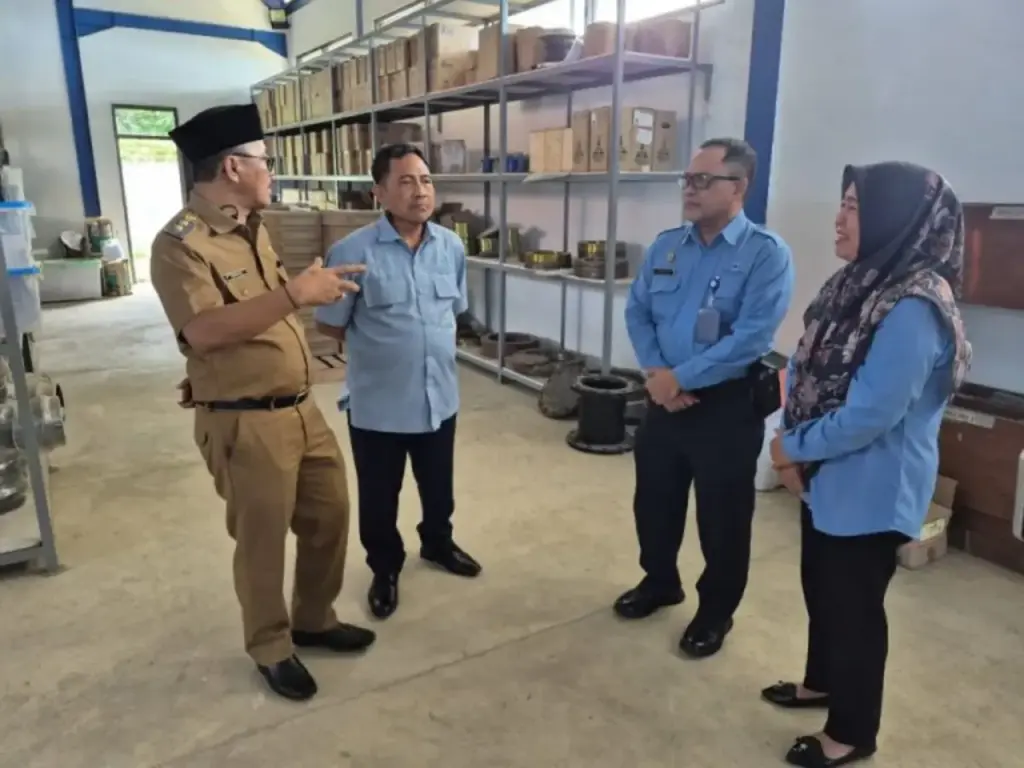 Sidak-Syaefudin-ke-Perumdam-Tirta-Darma-Ayu