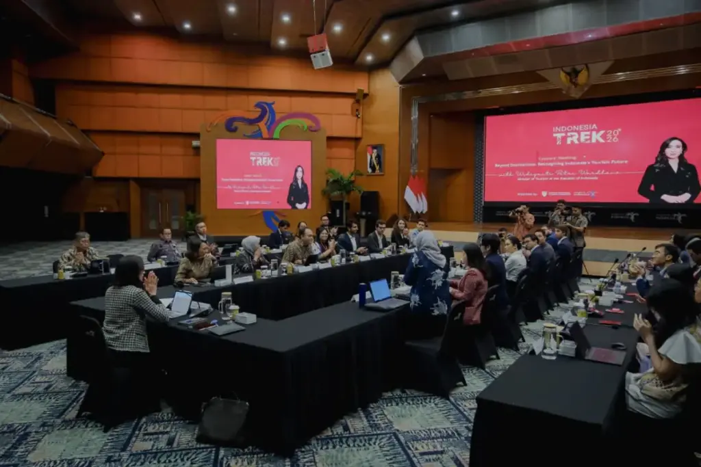 Menpar-Widiyanti-Putri-Wardhana-Forum-HISA-Universitas-Harvard-Jakarta