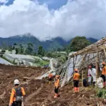 Duka Pasirlangu: 74 Jenazah Dievakuasi, Tim SAR Pacu Alat Berat di Sisa Masa Operasi Longsor-Pasirlangu-Bandung-Barat