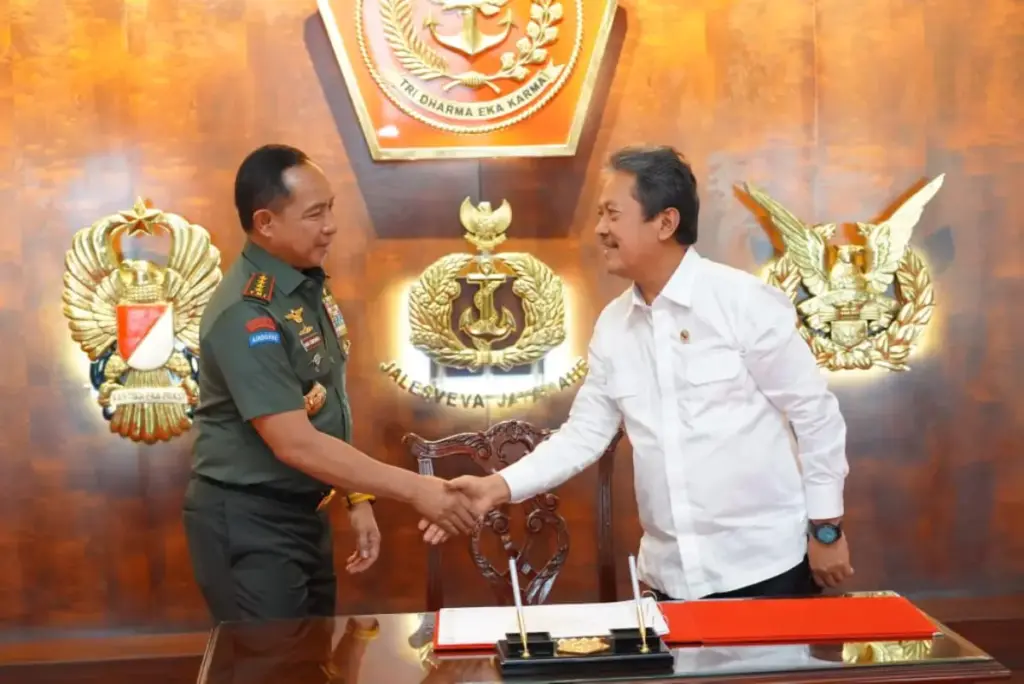 Sakti-Wahyu-Trenggono-dan-Panglima-TNI