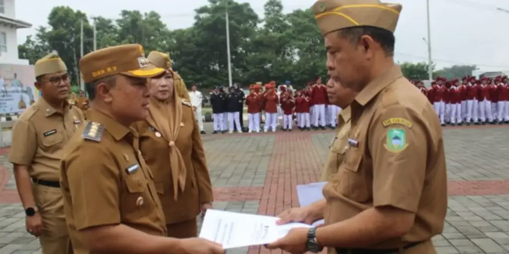 Bupati-Kuningan-Dian-Rachmat-Yanuar