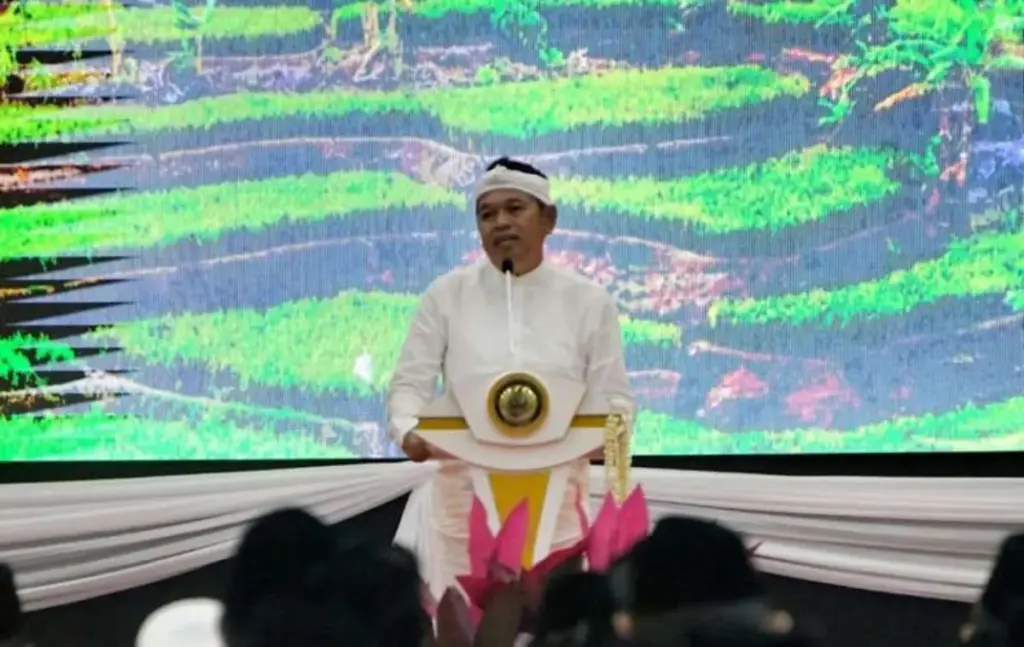 Gubernur-Dedi-Mulyadi