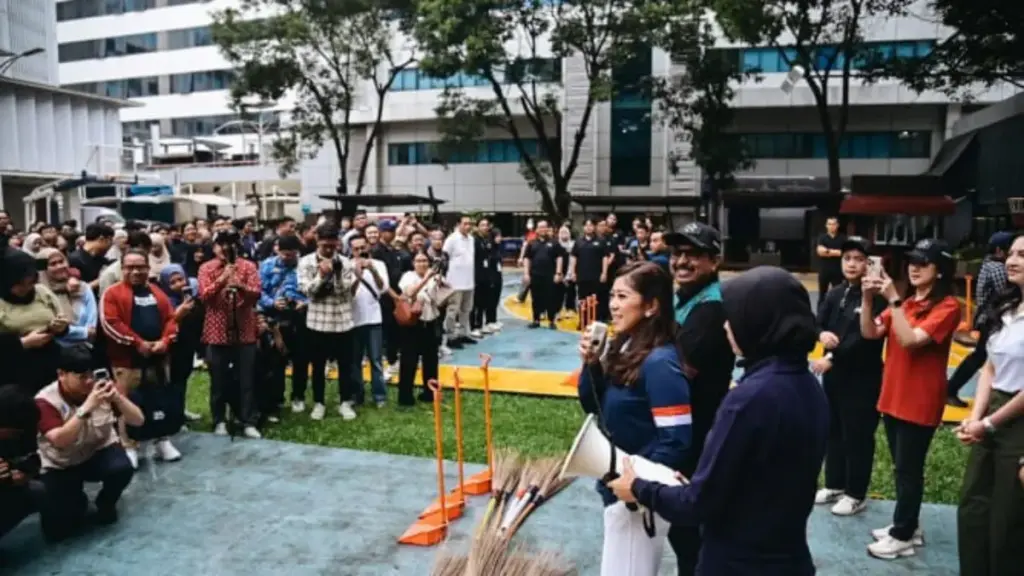 Hapus Budaya 'Terima Bersih', Menkomdigi Meutya Hafid Wajibkan ASN Korve Mandiri: Instruksi Prabowo! Menkomdigi-Meutya-Hafid