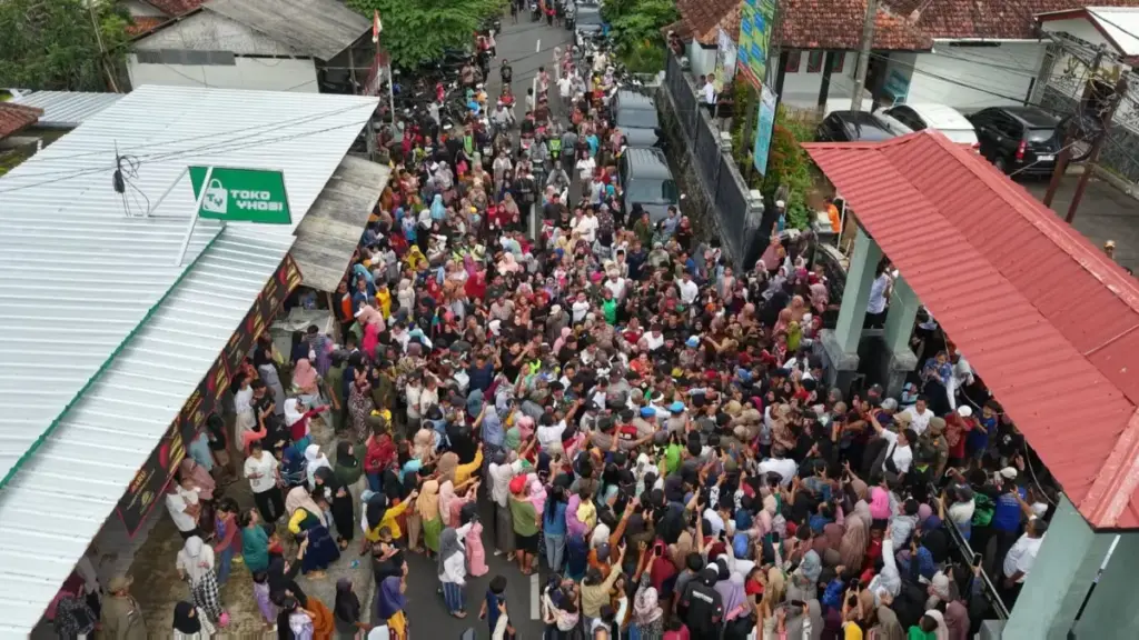 Terobos Aturan Kaku, KDM Pasang Badan untuk 80 KK di Ciamis yang Tak Lolos Verifikasi Bantuan Warga-Sukahurip-Pamarican-Ciamis-Menyemut-Menemui-KDM