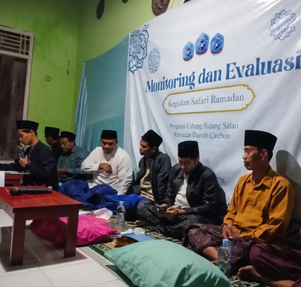 Misi Safari Ramadan Santri Lirboyo di Kapetakan, Gus Hakim: Niatkan Ikhlas Dakwah ke Semua Lapisan Masyarakat Safari-Ramadan-Lirboyo-di-Kapetakan