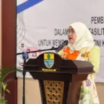 Wakil-Wali-Kota-Cirevon-Siti-Farida