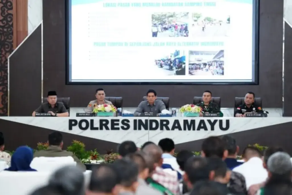 Bupati-Indramayu-Lucky-Hakim-Operasi-Ketupay-Lodaya