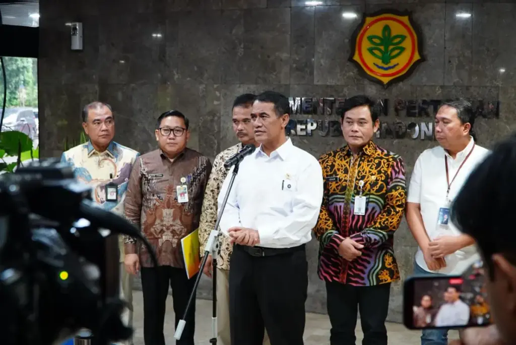 Mentan-Andi-Amran-Sulaiman