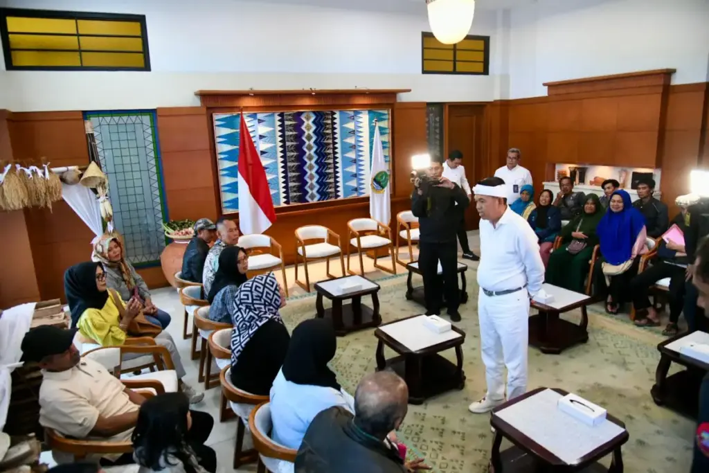 Gubernur-Dedi-Mulyadi