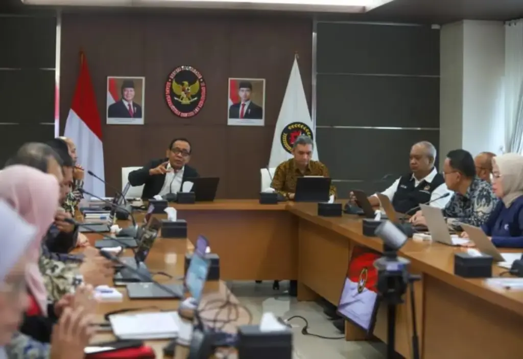 Transformasi-Pendidikan-Lurinh-dan-Efisiensi-Birokrasi