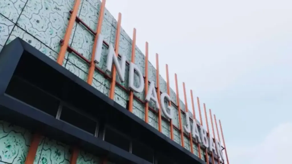 Ekspor Jabar Terjepit Konflik Iran-Israel: 10 Kontainer Tekstil Tertahan, Stok Gudang Melimpah Disperindag-Jawa-Barat