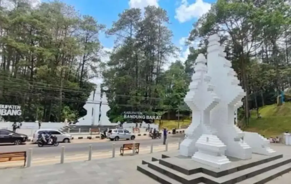 Wajah Baru Perbatasan Subang-KBB: Gapura Mendak Waluya dan Rest Area Estetik Ciater Jadi Magnet Wisata Gapura-Mendak-Waluya