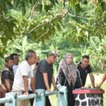 Pasca Banjir Cisanggarung: Wabup Kuningan Sidak Dapur MBG dan Percepat Logistik di Karangsari Wabup-Kuningan-Tuti-Andriani