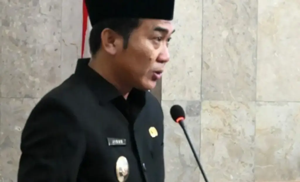 Cirebon Rombak Total Aturan Daerah: Adopsi Metode Omnibus dan Tertibkan 595 Menara Telekomunikasi Wabup-Cirebon-Jigus