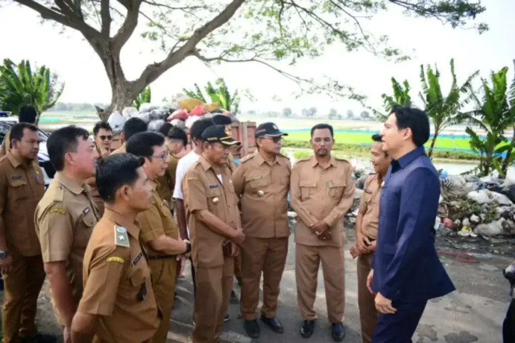 Bupati-Indramayu-Lucky-Hakim