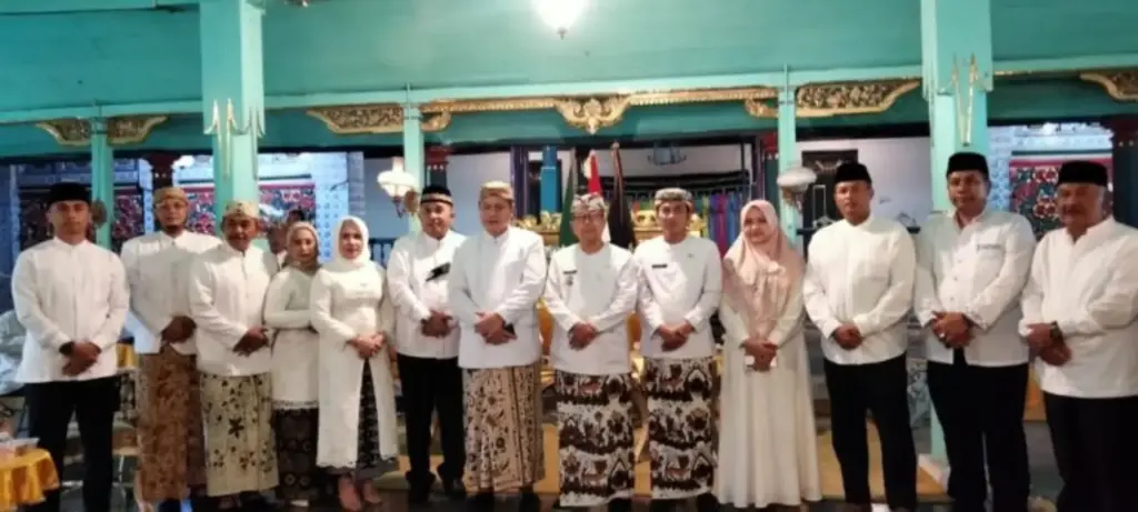 544 Tahun Cirebon: Menagih Tuah ‘Teteg lan Tutug’ di Tengah Arus Modernitas Ketua-DPRD-Kab-Cirebon-Shopi-Zulfia