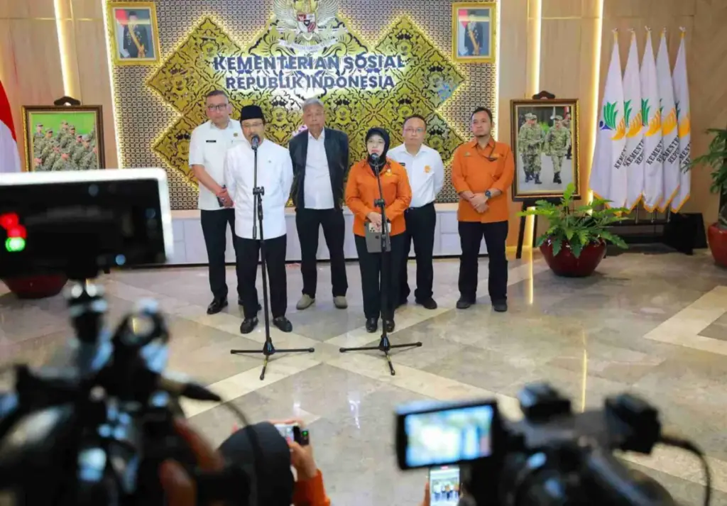 Mensos-Saifullah-Yusuf-Gus-Ipul