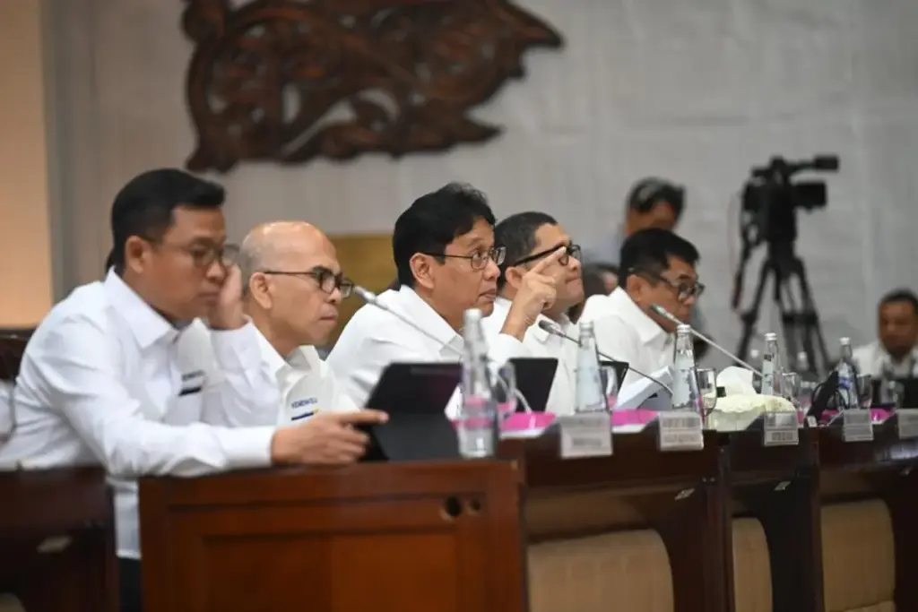 Ekonomi Meledak atau Efek Coretax? Pendapatan Negara Tembus Rp574,9 Triliun, PPN Melonjak Drastis! Menkeu-Purbaya-Yudhi-Sadewa