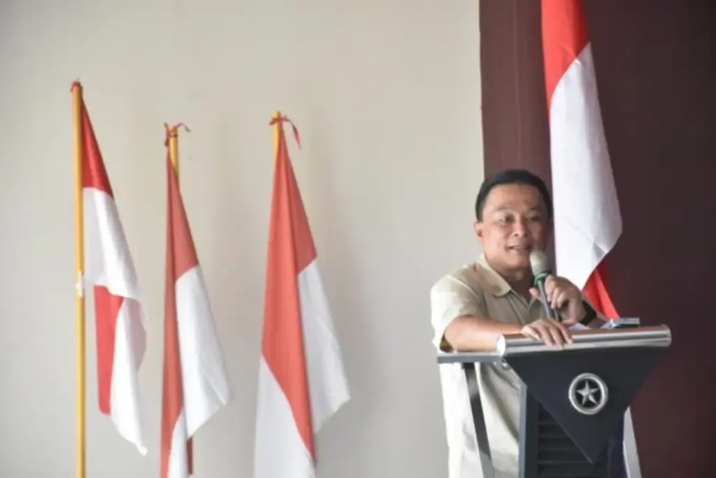 Bupati-Kuningan-Dian-Rachmat-Yanuar