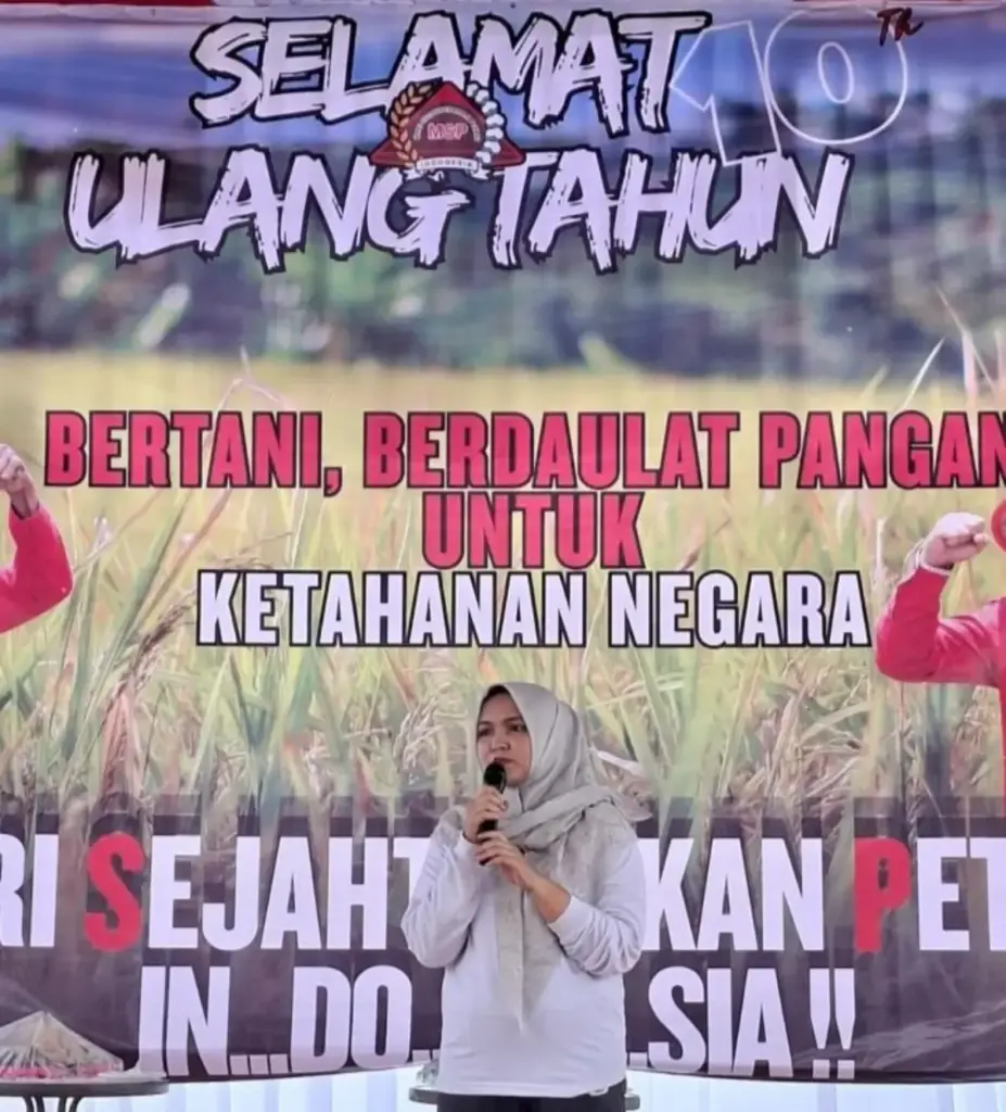 Ketua-DPRD-Kab-Cirebon-Shopi-Zulfia