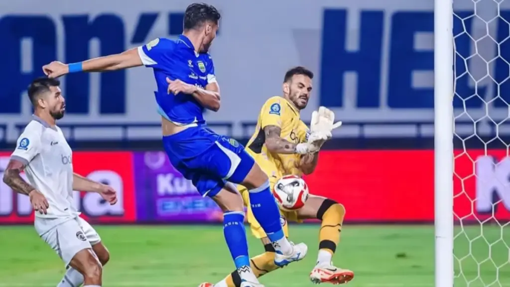 Persib-Bandung-vs-Arema-FC