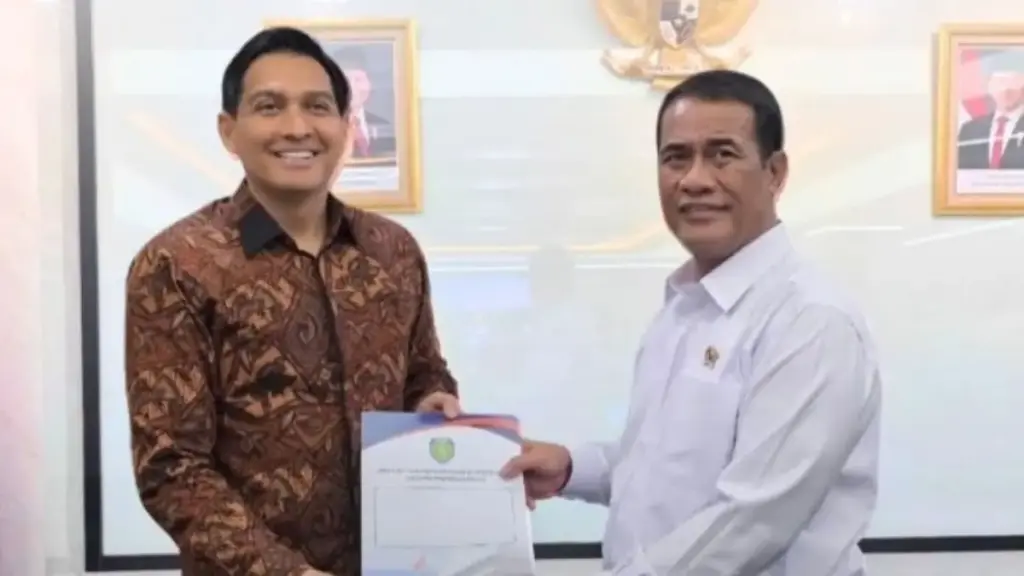 strategi-lucky-hakim-jaga-lumbung-pangan-indramayu