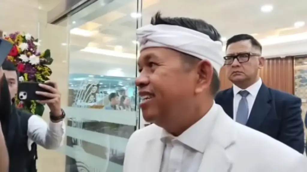 Gubernur-Dedi-Mulyadi