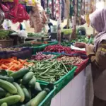 Harga Pangan Fluktuatif, DKUKMPP Kota Cirebon Sidak Pasar Kramat Antisipasi Spekulasi DKUKMPP-Kota-Cirebon-Monitoring-Harga-Sembako