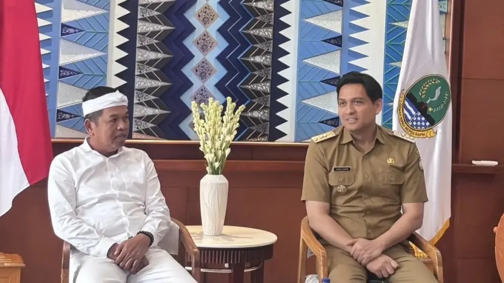 Gubernur-Dedi-Mulyadi