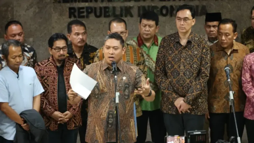 Sikat PKS Nakal! Kementan Warning 139 Pabrik yang Mainkan Harga TBS Sawit di Masa Transisi Danantara Wamen-Pertanian-Sudaryono
