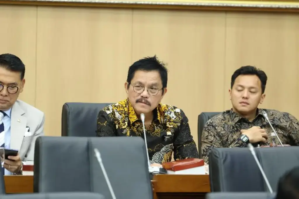 Komisi-XII-DPR-RI-Ramson-Siagian