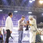 Dilema Digital di Balik Wayang Golek, Cara Komdigi Sentil Kesehatan Mental Anak di Matangaji Cirebon Pertunjukan-Wayang-Golek-Ki-Dalang-Yogaswara-Kusnandar