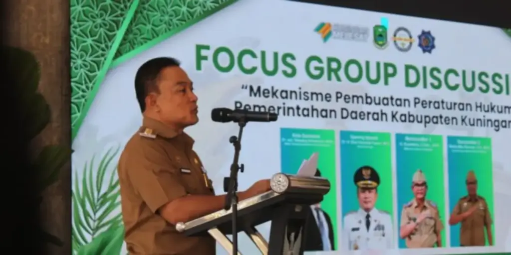 Bupati-Kuningan-Dian-Rachmat-Yanuar