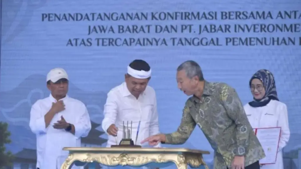 Gubernur-Jawa-Barat-Dedi-Mulyadi
