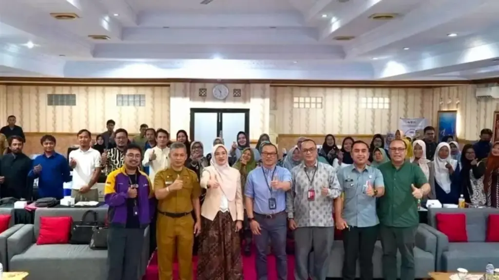 Tembus Pasar Nasional, 50 Pelaku Ekraf Indramayu Digembleng HKI hingga Logistik Digital Disparbud-Jabar