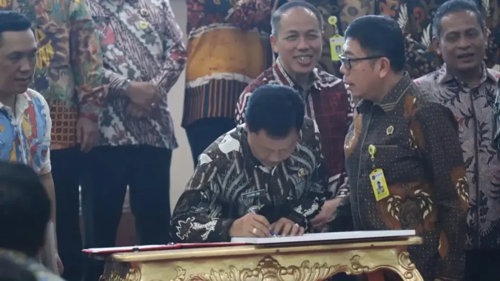 Wali-Kota-Cirebon-Effendi-Edo