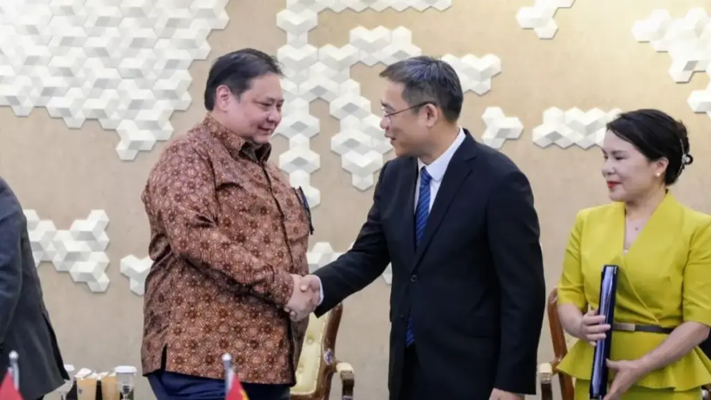 Menko-Perekonomian-Airlangga-Hartarto