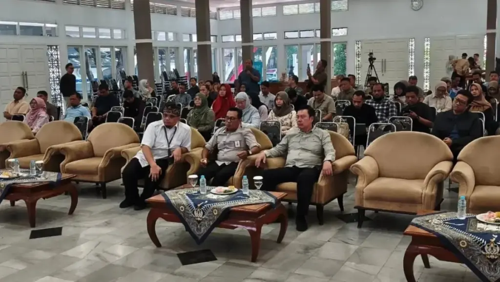 Tinggalkan Pola Seremonial, Diskominfo Jabar Patok Standar Baru Humas Wajib Jadi Benteng Aduan Warga Rakor-IKP-Kominfo-Se-Jawa-Barat