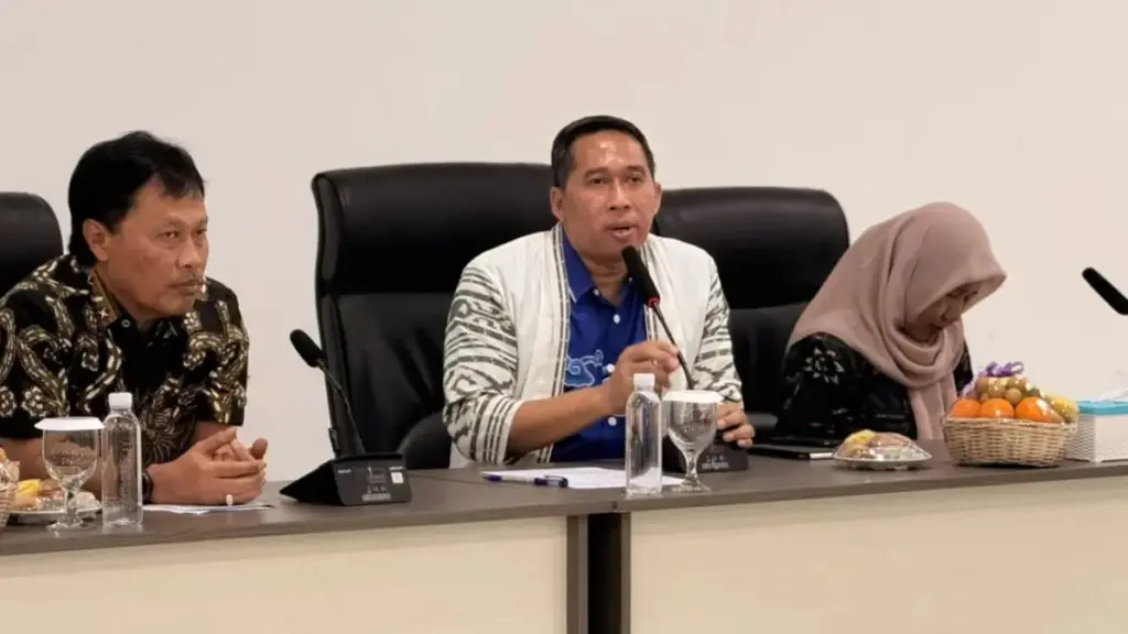 Wali-Kota-Cirebon-Effendi-Edo
